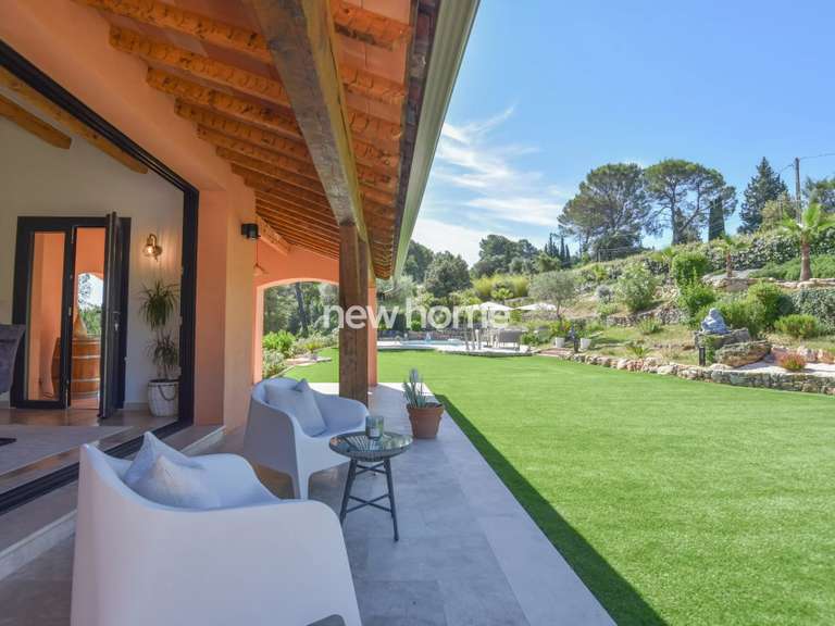 Villa Lorgues - 4 chambres - 240m²