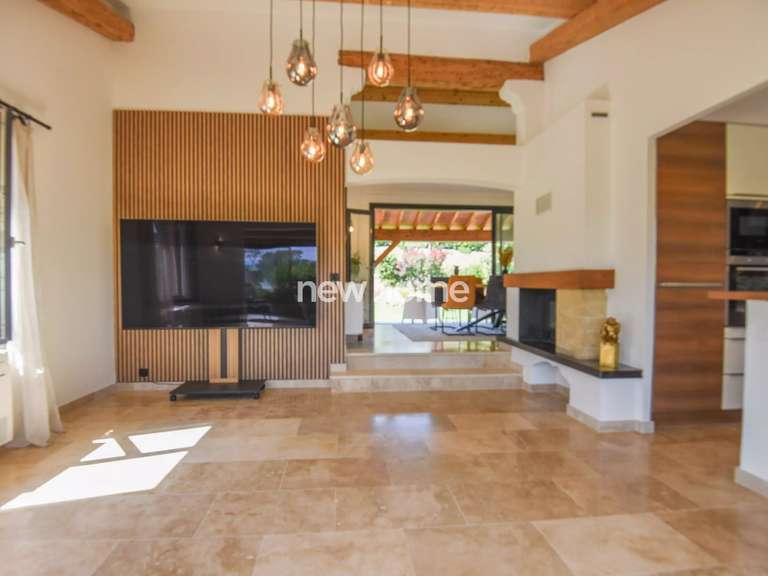 Villa Lorgues - 4 chambres - 240m²