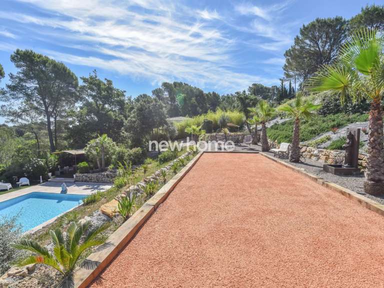 Villa Lorgues - 4 chambres - 240m²