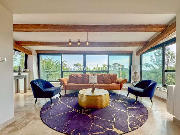 Villa Lorgues - 4 bedrooms - 240m²