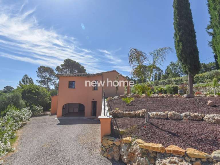 Villa Lorgues - 4 chambres - 240m²