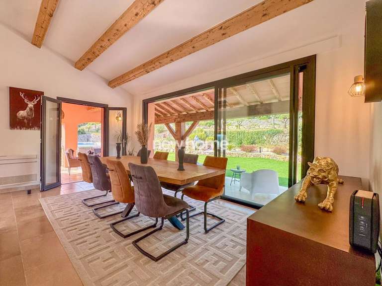 Villa Lorgues - 4 bedrooms - 240m²