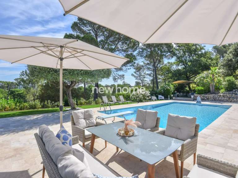 Villa Lorgues - 4 chambres - 240m²