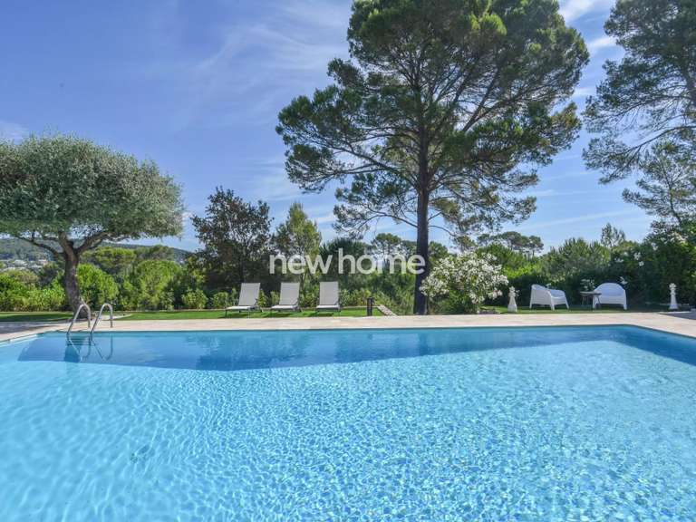 Villa Lorgues - 4 chambres - 240m²