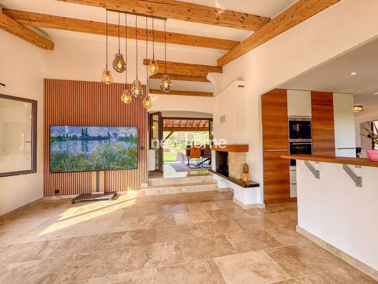 Villa Lorgues - 4 bedrooms - 240m²