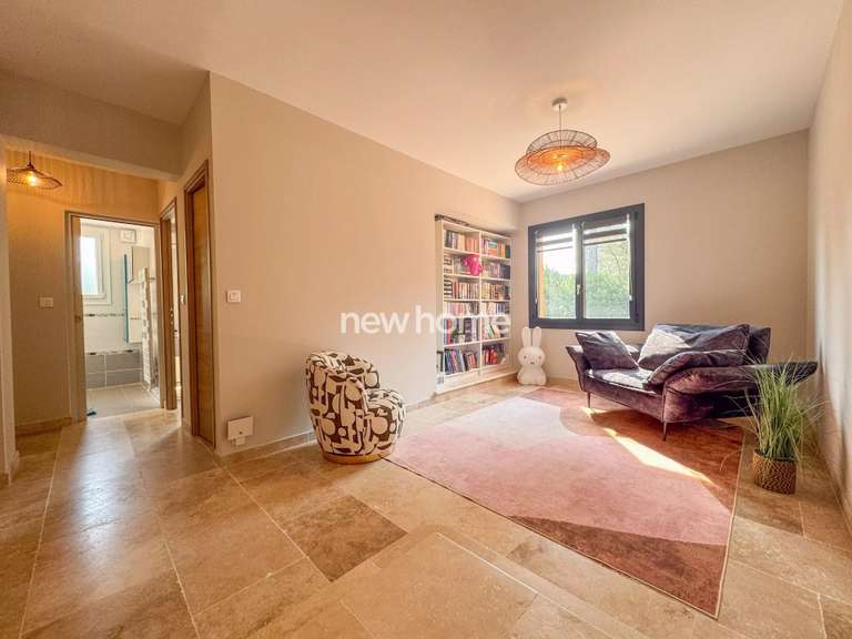 Villa Lorgues - 4 bedrooms - 240m²