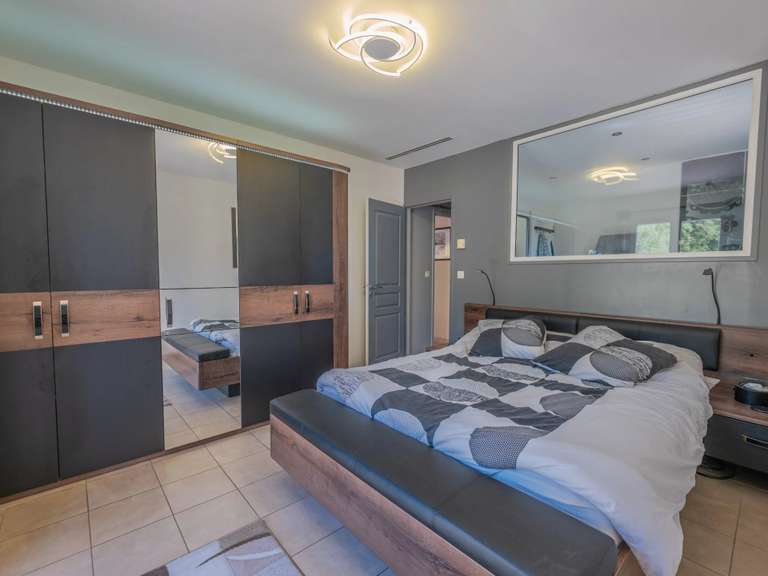 Villa Lorgues - 8 chambres - 320m²