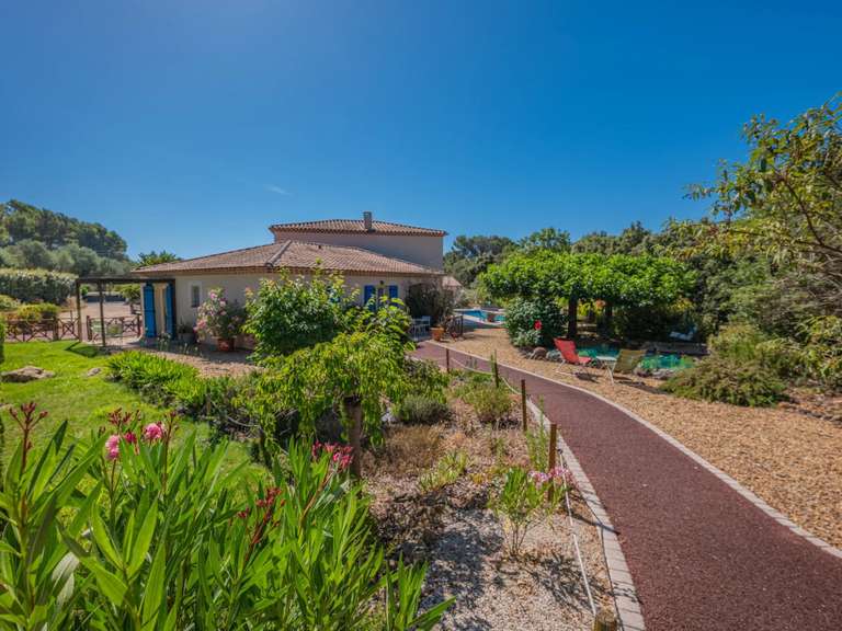 Villa Lorgues - 8 chambres - 320m²
