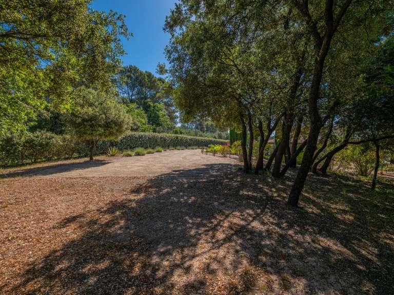 Villa Lorgues - 8 chambres - 320m²