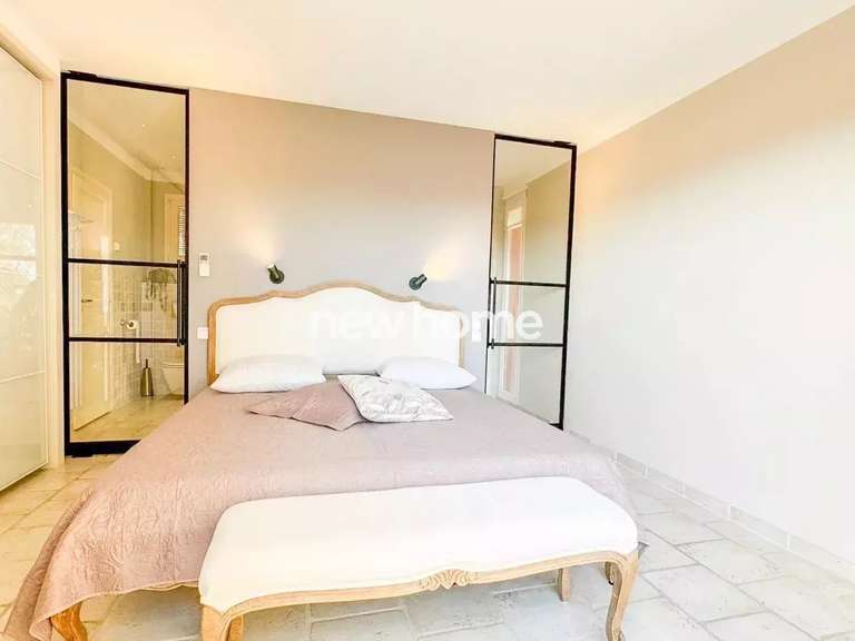 Villa Lorgues - 3 chambres - 210m²
