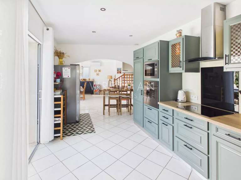 Villa Lorgues - 5 chambres - 150m²
