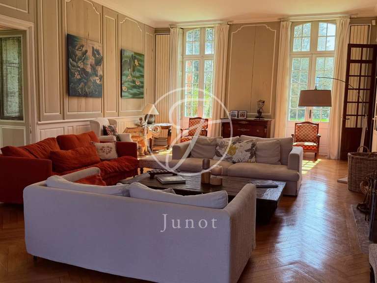 Castle Lorient - 1201m²