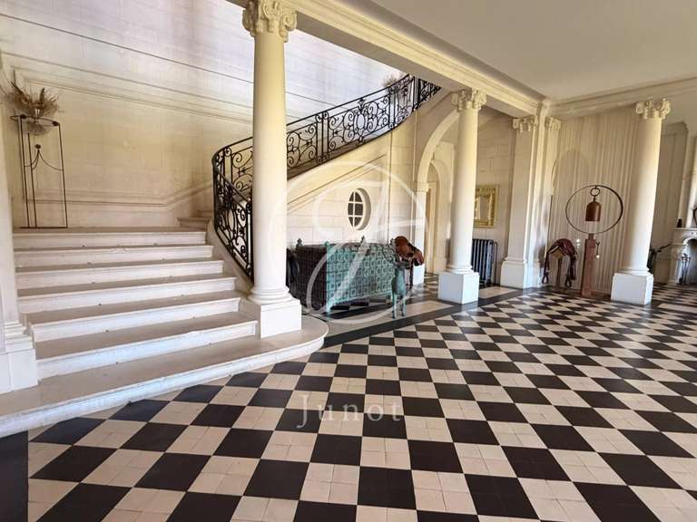 Castle Lorient - 1201m²