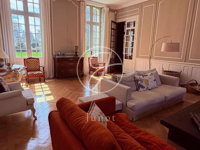 Castle Lorient - 1201m²