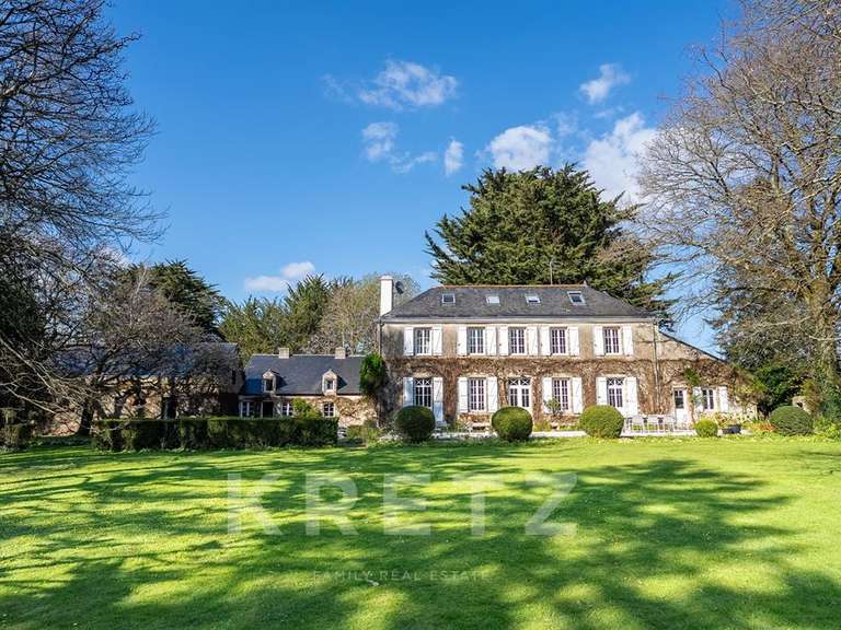 Maison Lorient - 9 chambres - 650m²