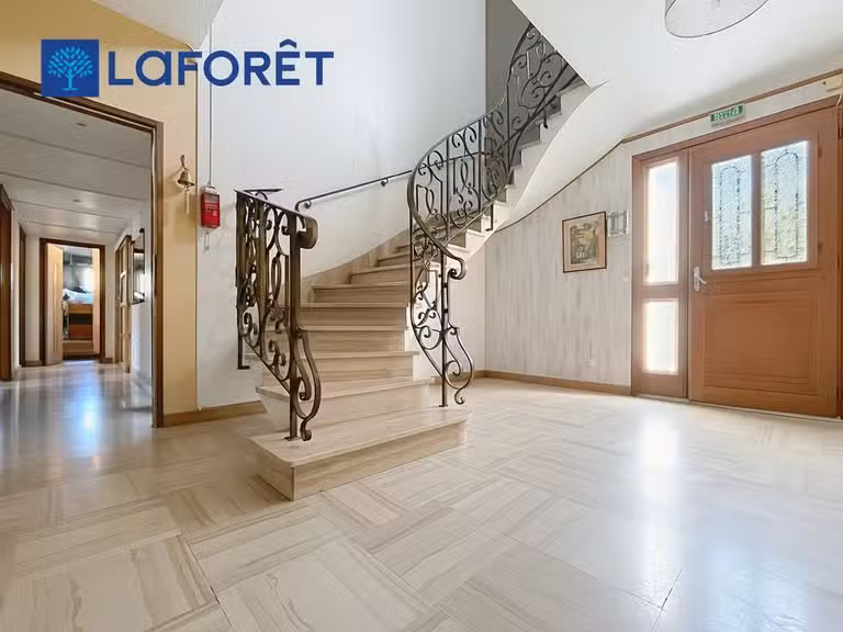 Maison Lorient - 9 chambres - 265m²