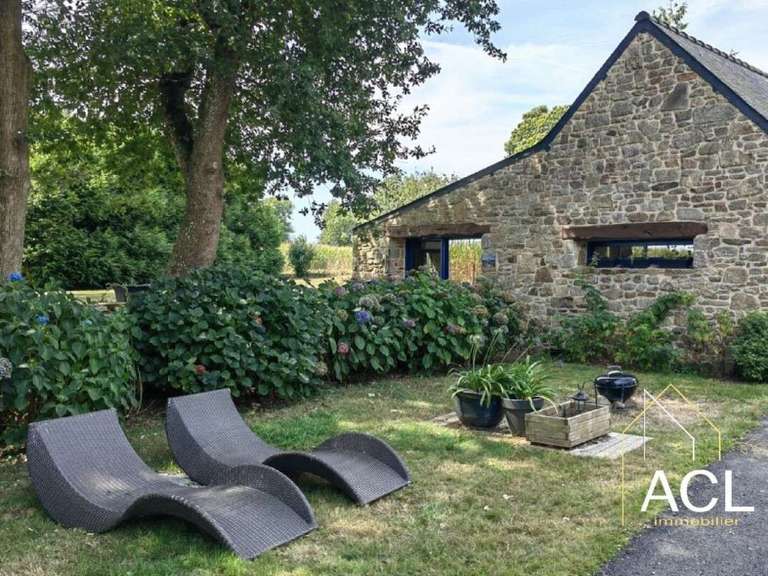 Property Lorient - 13 bedrooms