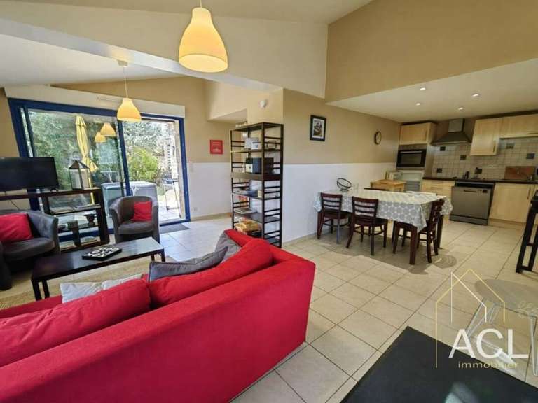 Property Lorient - 13 bedrooms