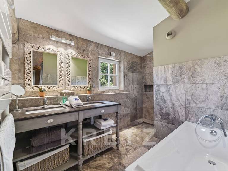 Maison Loriol-du-Comtat - 18 chambres - 1300m²
