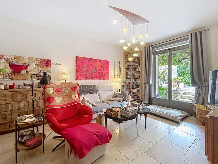 House Loriol-du-Comtat - 7 bedrooms - 300m²