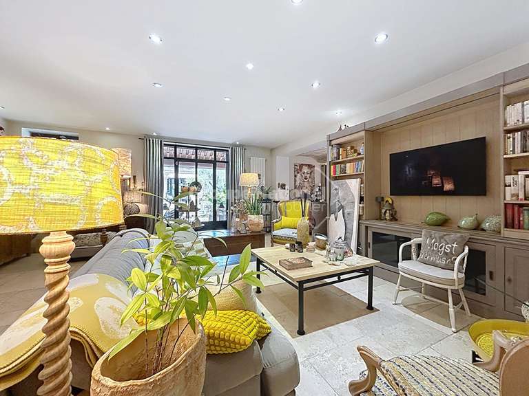 Maison Loriol-du-Comtat - 7 chambres - 300m²
