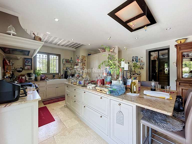 House Loriol-du-Comtat - 7 bedrooms - 300m²