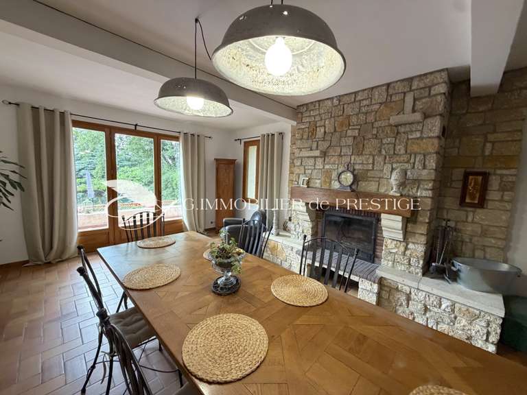 Villa Loriol-du-Comtat - 6 chambres - 268m²