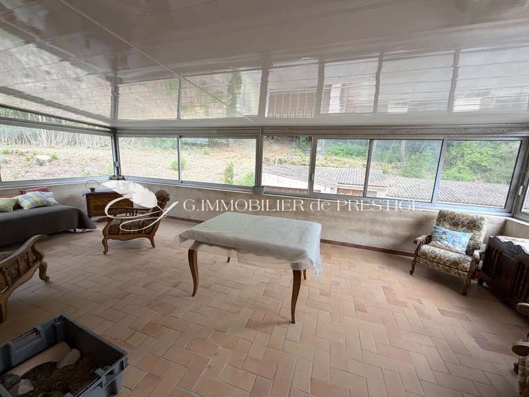 Villa Loriol-du-Comtat - 6 chambres - 268m²