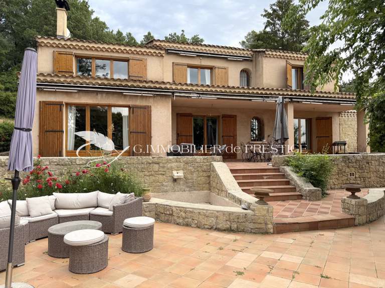Villa Loriol-du-Comtat - 6 chambres - 268m²