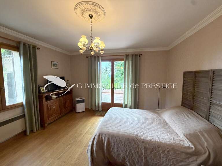 Villa Loriol-du-Comtat - 6 chambres - 268m²