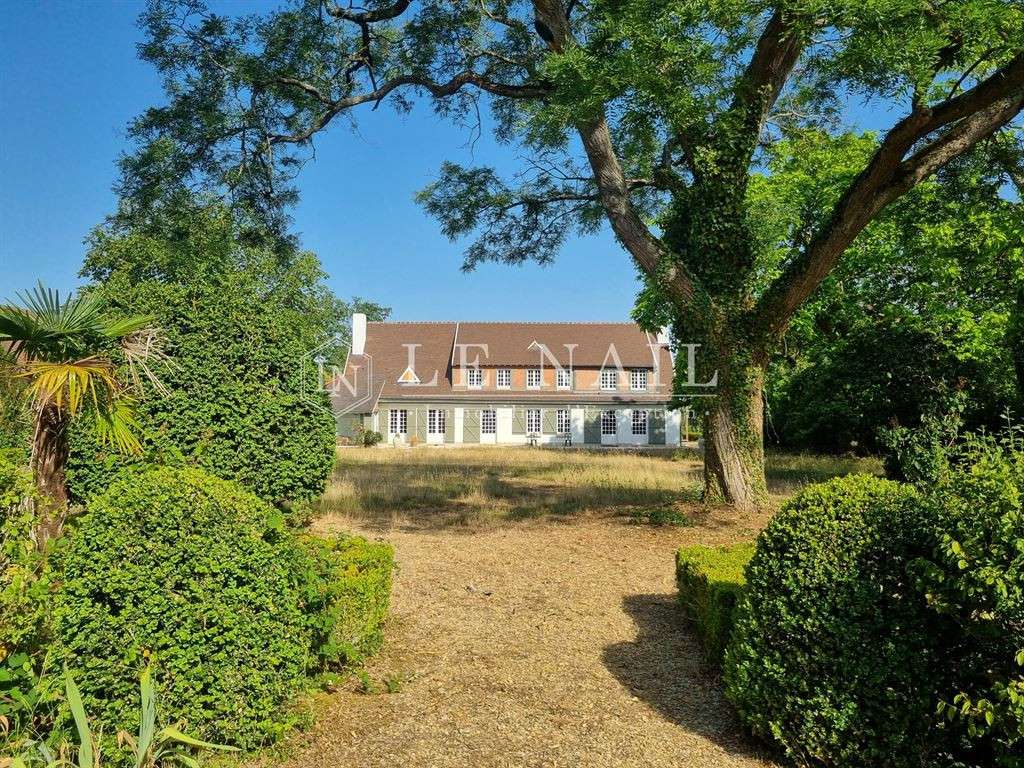 Maison Lorris