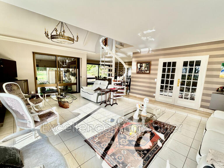 Villa Loudéac - 5 chambres - 320m²