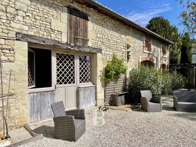 Maison Loudun - 5 chambres - 260m²