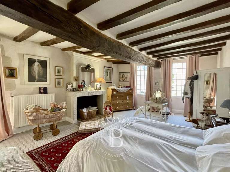 Maison Loudun - 5 chambres - 260m²