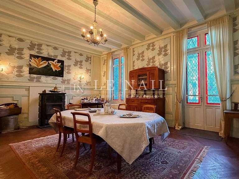 House Loudun - 11 bedrooms - 558m²