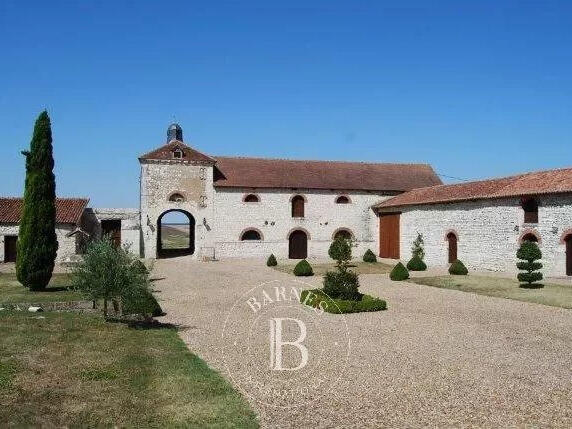 Sale Manor Loudun - 10 bedrooms