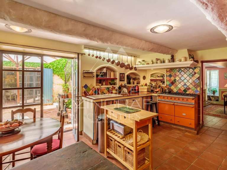 Maison Lourmarin - 7 chambres - 480m²