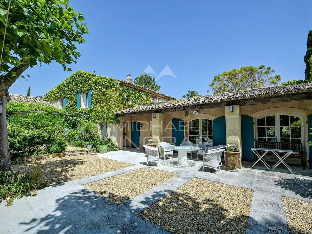 House Lourmarin