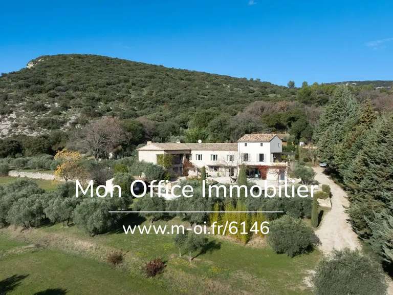 House Lourmarin - 9 bedrooms - 330m²