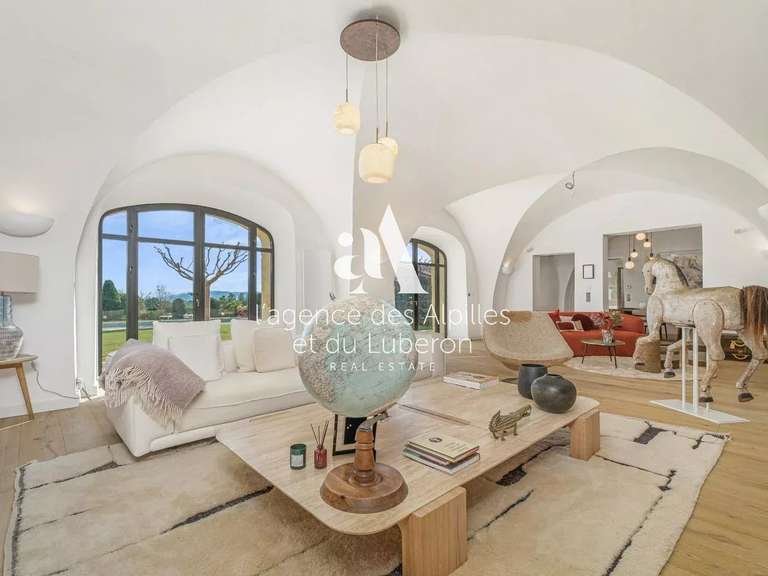 Maison Lourmarin - 7 chambres - 380m²