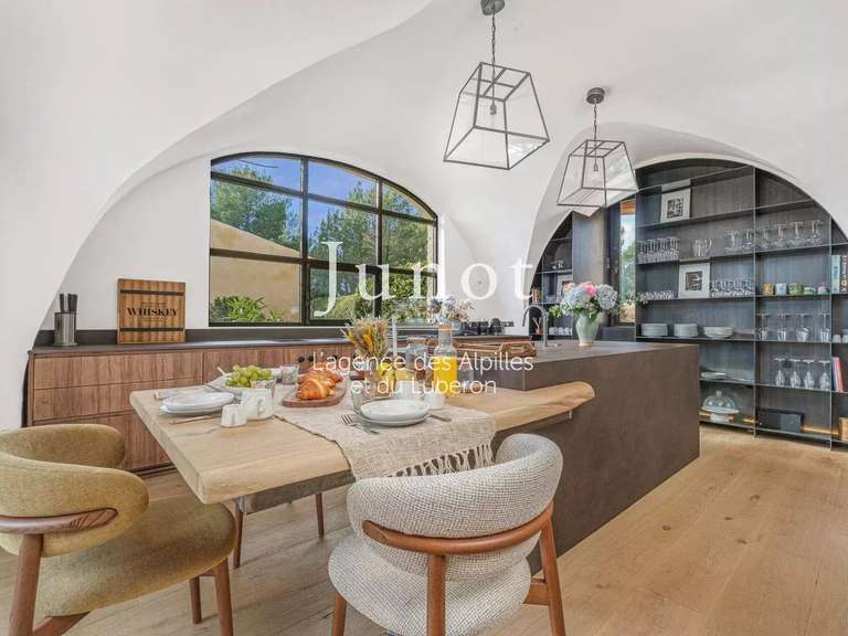 Maison Lourmarin - 7 chambres - 380m²