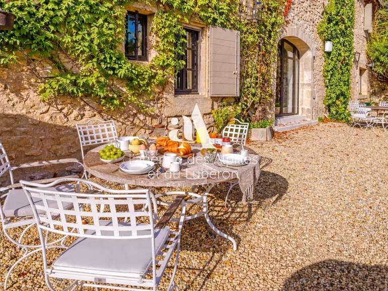 Maison Lourmarin - 7 chambres - 380m²