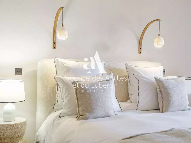 Maison Lourmarin - 7 chambres - 380m²