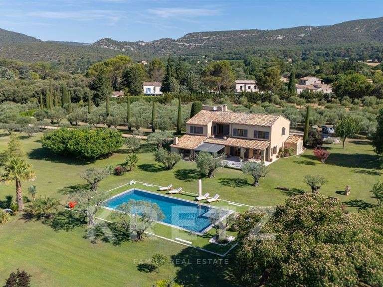 House Lourmarin - 5 bedrooms - 297m²