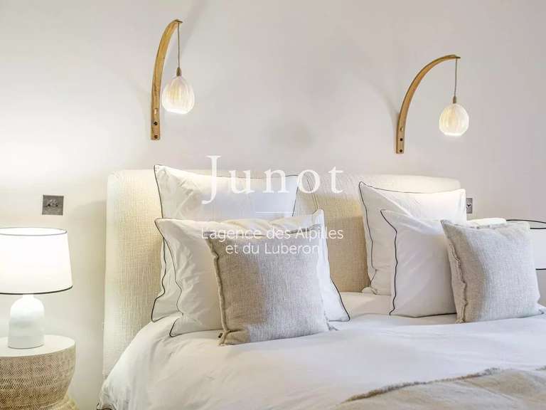 Maison Lourmarin - 7 chambres - 380m²