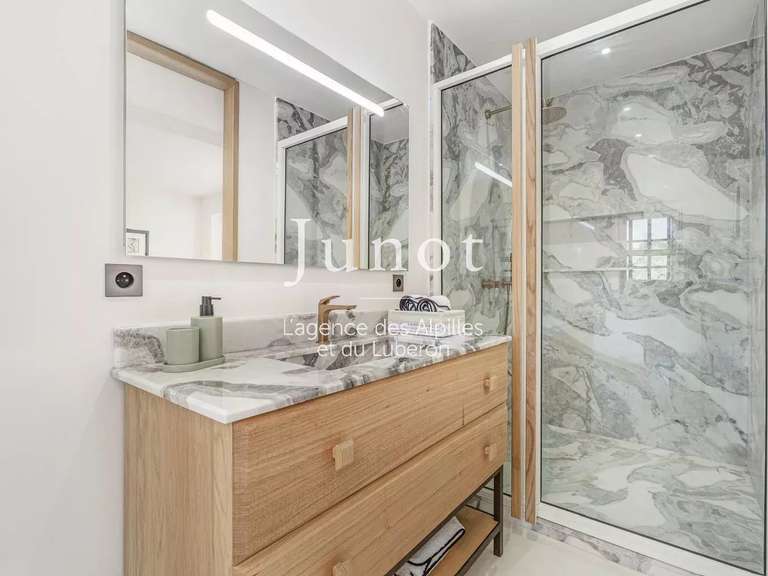 Maison Lourmarin - 7 chambres - 380m²