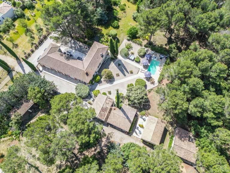 Propriété Lourmarin - 5 chambres - 470m²