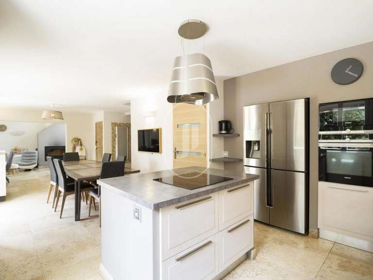 Villa Lourmarin - 6 bedrooms - 250m²