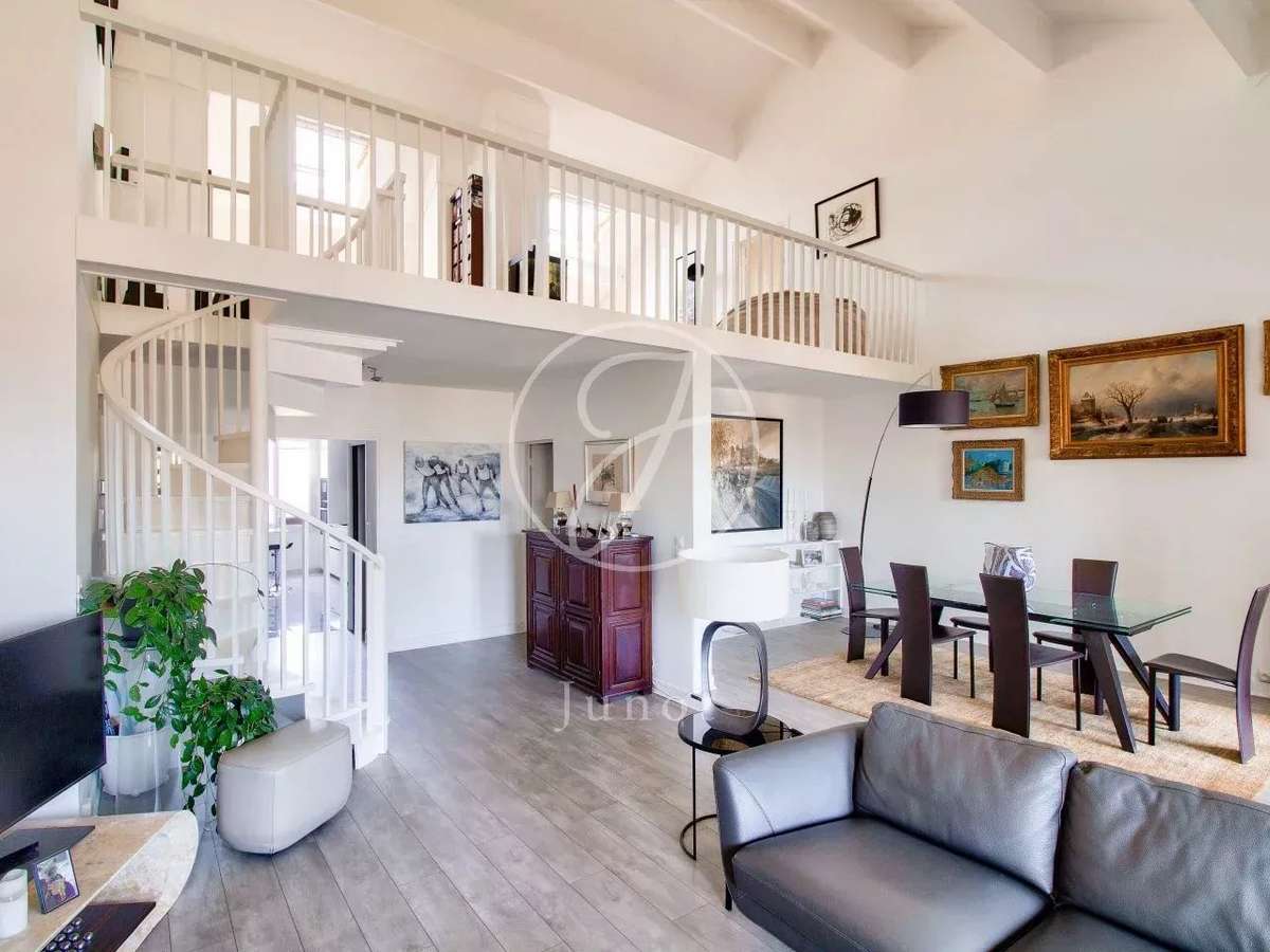 Apartment Louveciennes