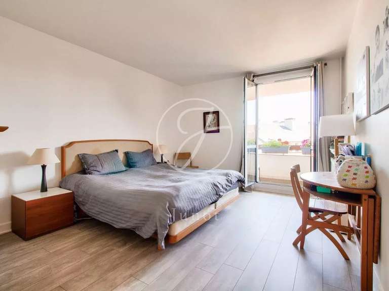 Apartment Louveciennes - 4 bedrooms - 224m²